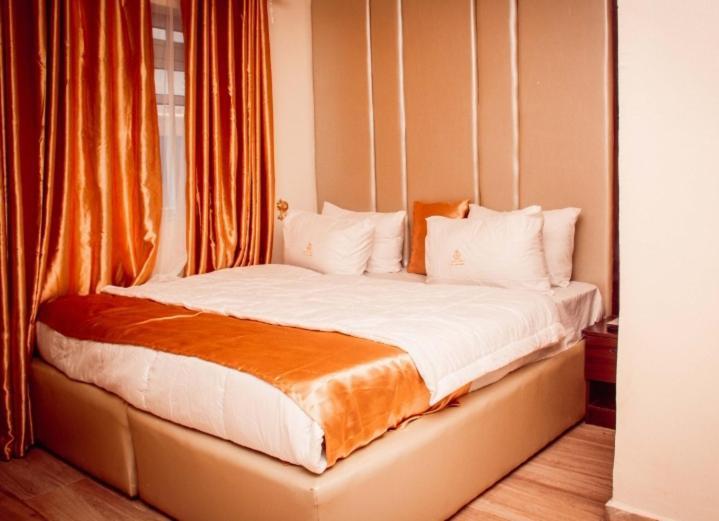 Hotel D Ritz Owode Ede Exterior photo
