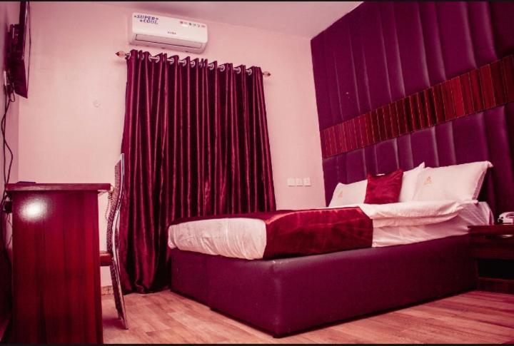 Hotel D Ritz Owode Ede Exterior photo
